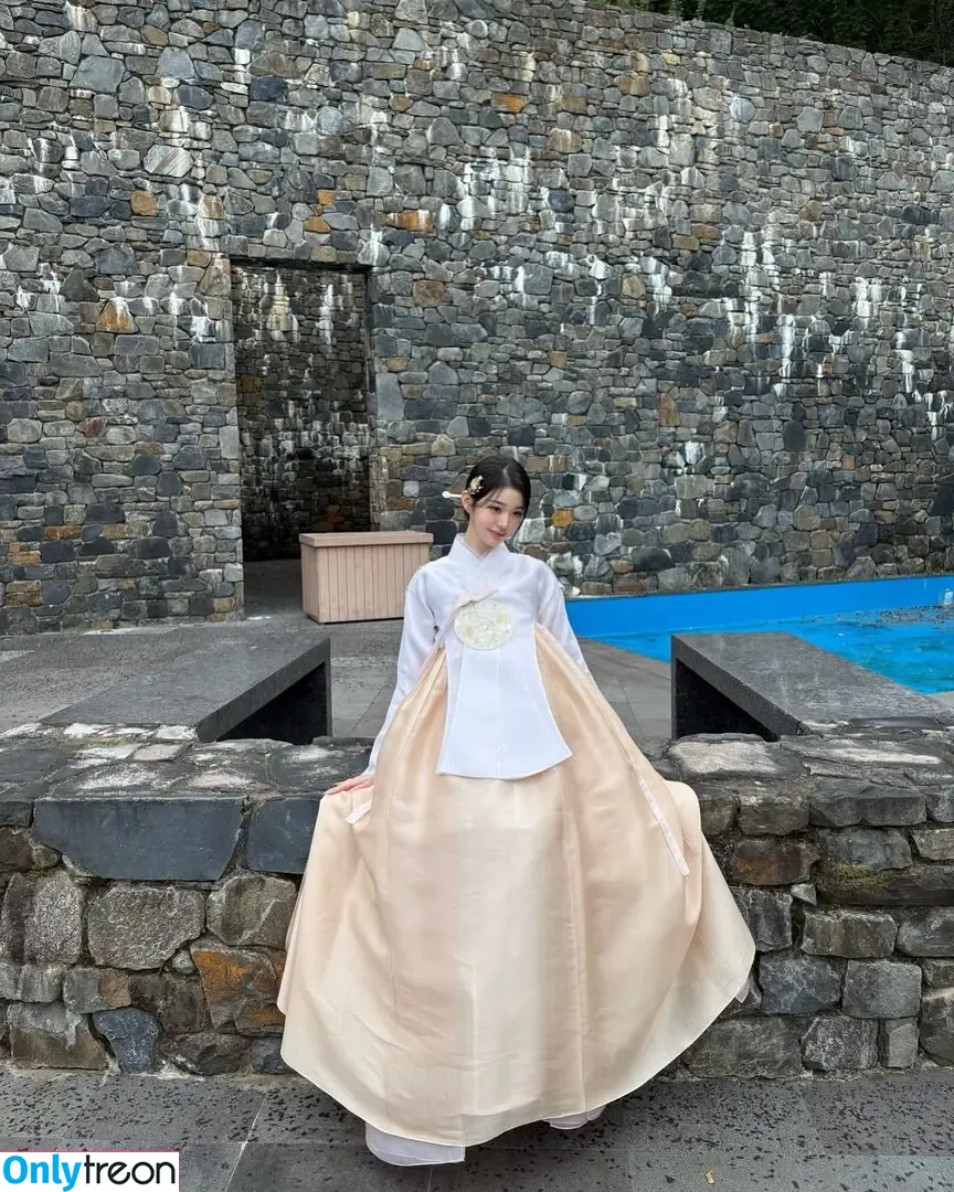 Jang Won-young nude photo #3711 (for_everyoung10 / 장원영 WONYOUNG)