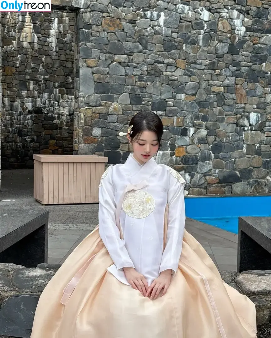 Jang Won-young nude photo #3713 (for_everyoung10 / 장원영 WONYOUNG)