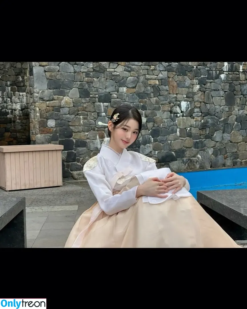 Jang Won-young nude photo #3714 (for_everyoung10 / 장원영 WONYOUNG)