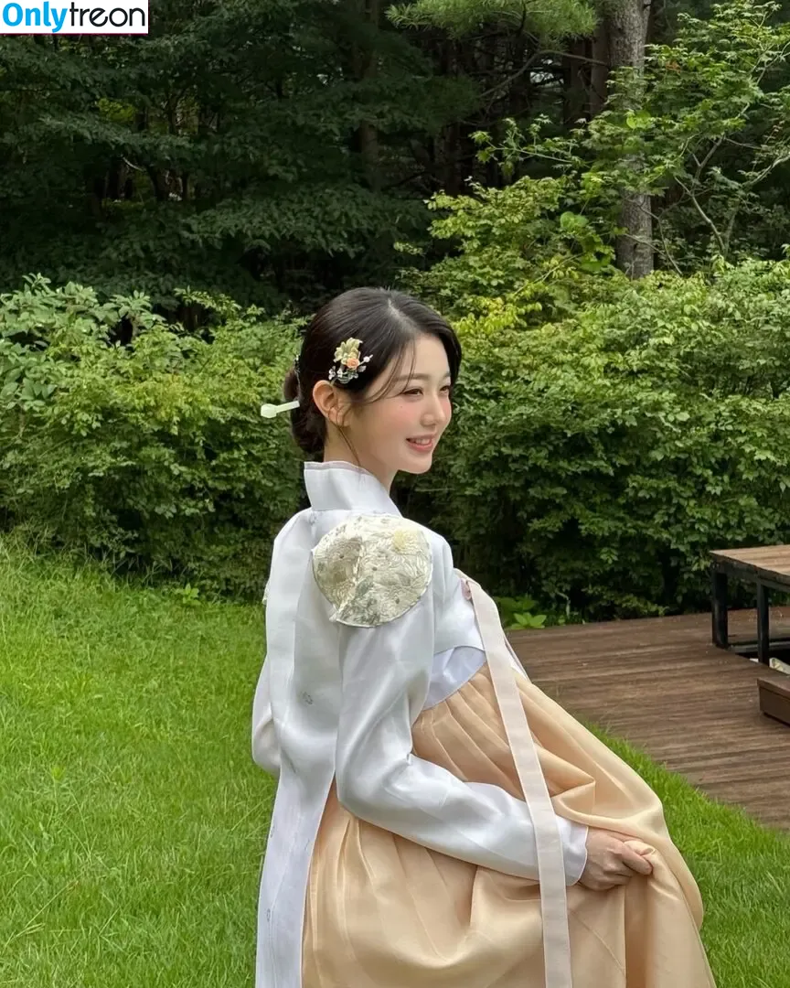 Jang Won-young nude photo #3721 (for_everyoung10 / 장원영 WONYOUNG)