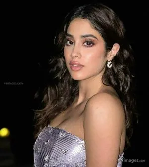 Janhvi Kapoor / janhvikapoor / janhvikapoorr nude photo #0074