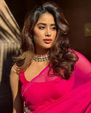 Janhvi Kapoor / janhvikapoor / janhvikapoorr nude photo #0159