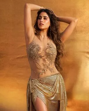 Janhvi Kapoor / janhvikapoor / janhvikapoorr nude photo #0166