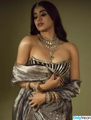 Janhvi Kapoor / janhvikapoor / janhvikapoorr nude photo #0270