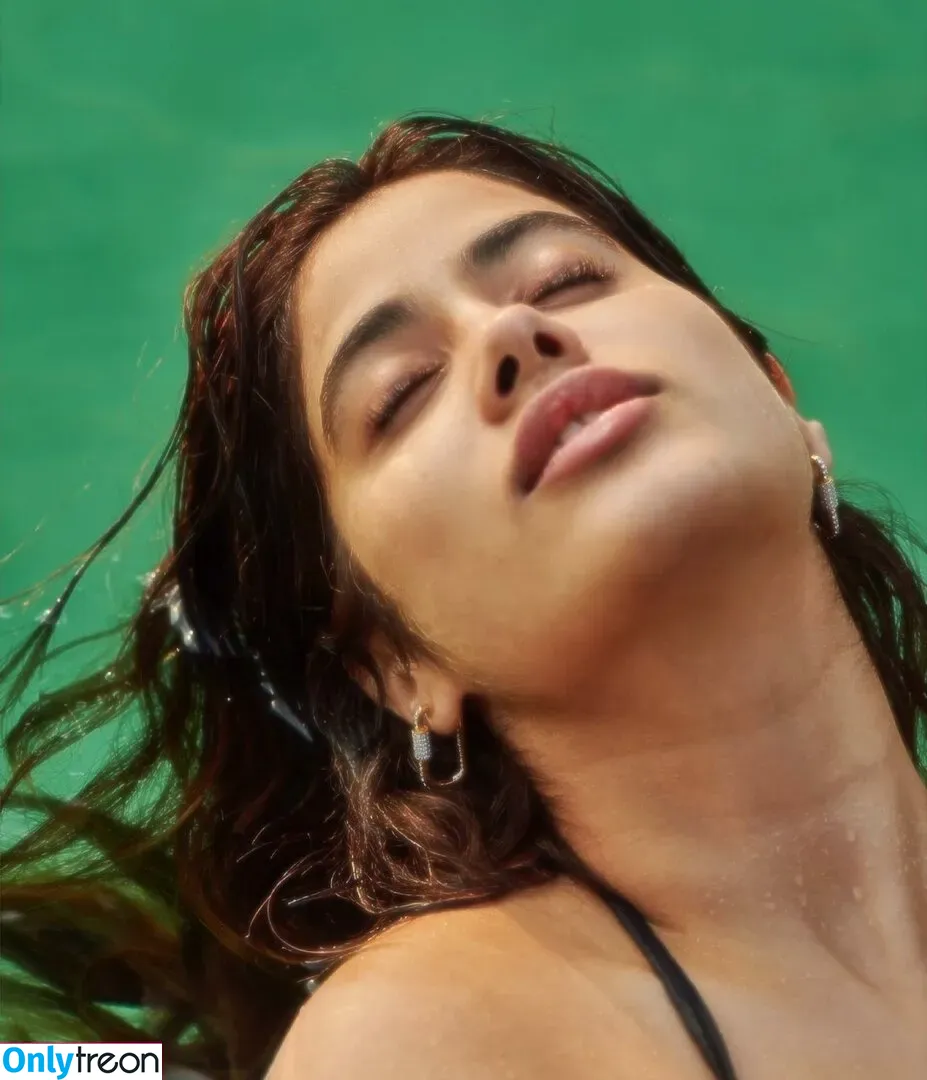 Janhvi Kapoor nude photo #0016 (janhvikapoor / janhvikapoorr)