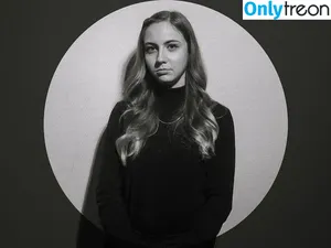 Janina Hille / itzjaninaa / janinahi фото голая #0024