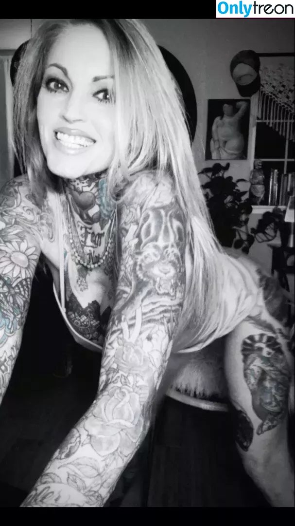 Janine Lindemulder nude photo #0025 (janinelindemulderforfans)
