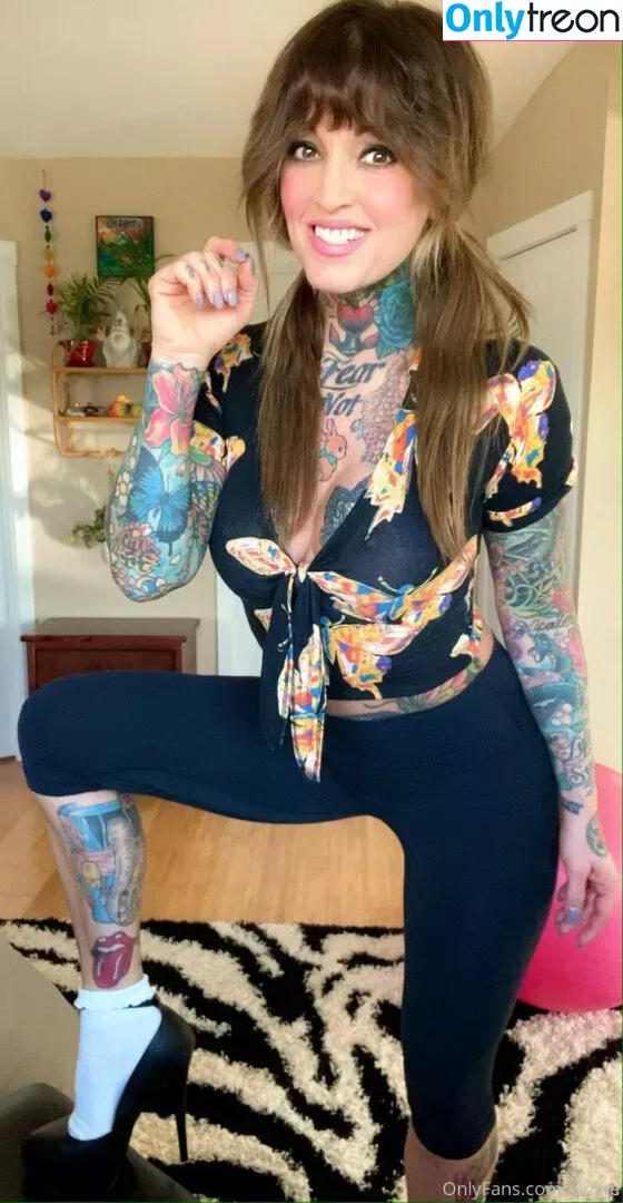 Janine Lindemulder nude photo #0062 (janinelindemulderforfans)