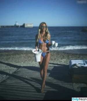 Janni Deler / jannid nude photo #0012
