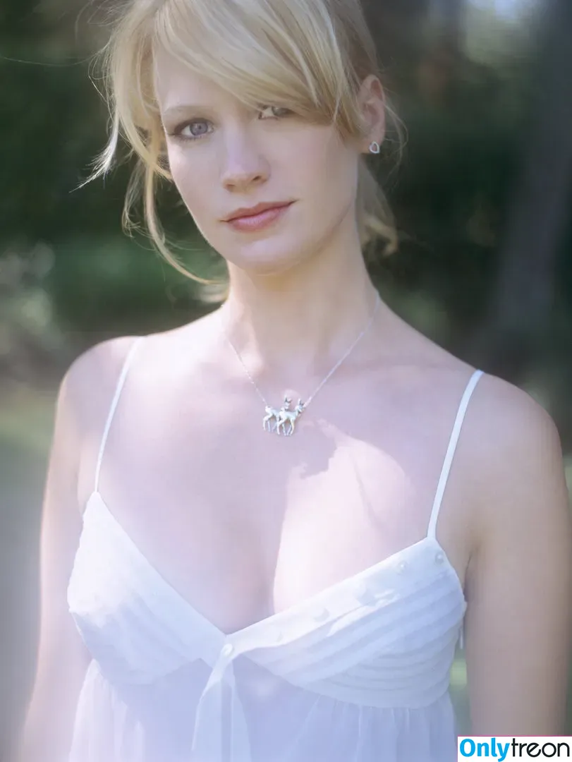 January Jones голая photo #0102 (januaryjones)