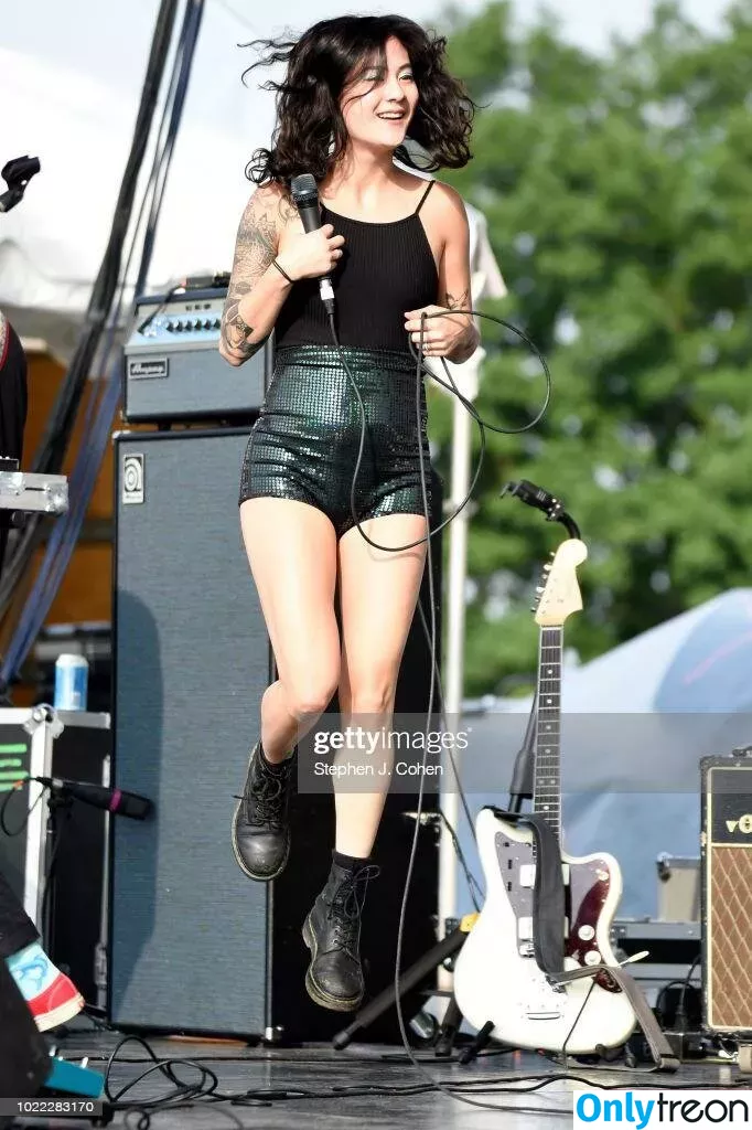 Japanese Breakfast nude photo #0003 (Michelle Zauner / jbrekkie)