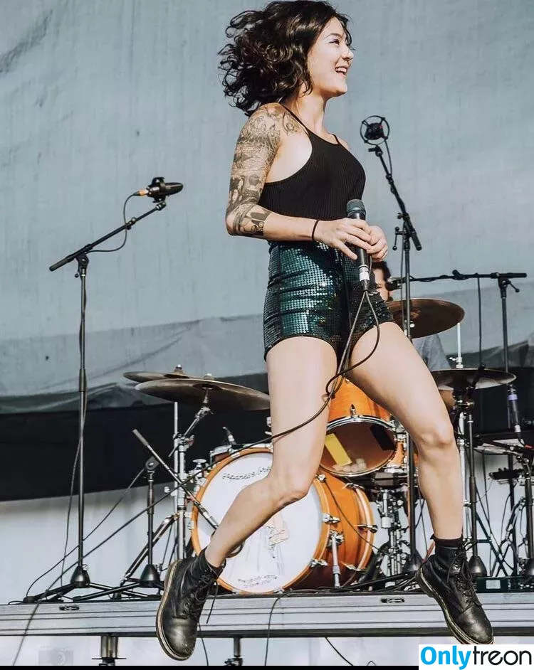 Japanese Breakfast nude photo #0007 (Michelle Zauner / jbrekkie)