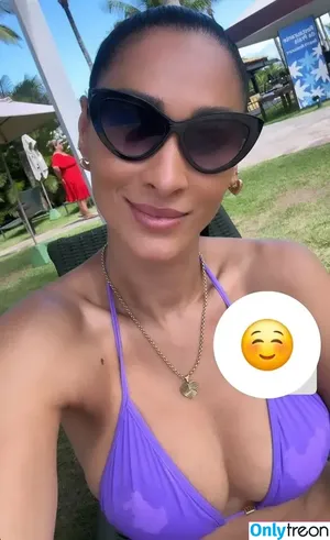 Jaqueline Carvalho / Jaque do Vôlei / jaqueline nude photo #0057