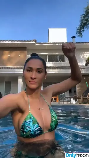 Jaqueline Carvalho / Jaque do Vôlei / jaqueline nude photo #0136