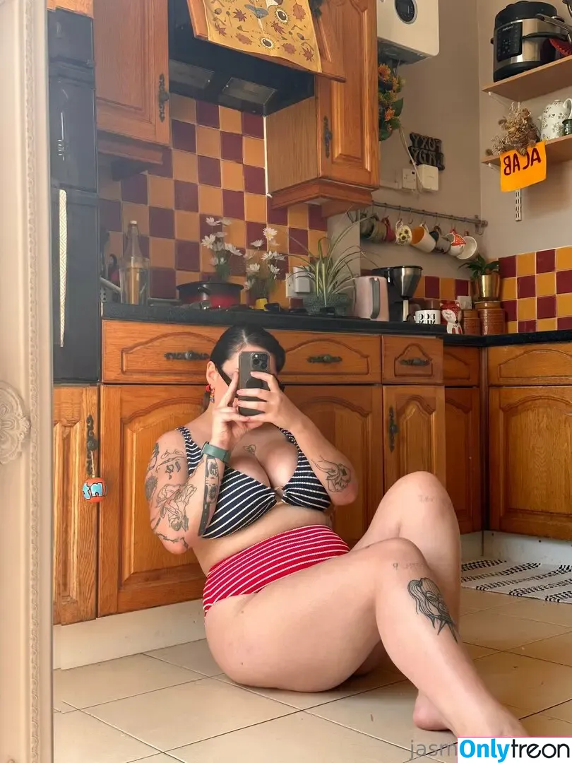 jas.monroe nude photo #0587 (jasminemonroetv)