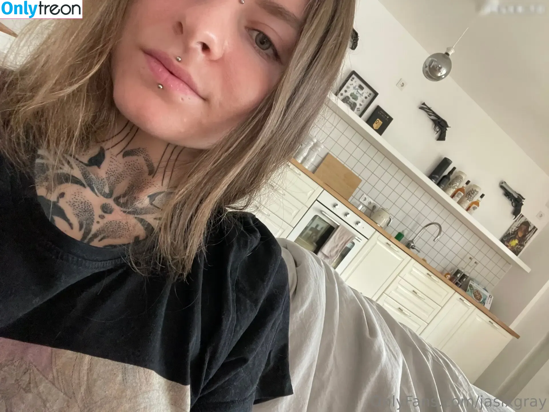 jasixgray nude photo #0015 (jasixgray)