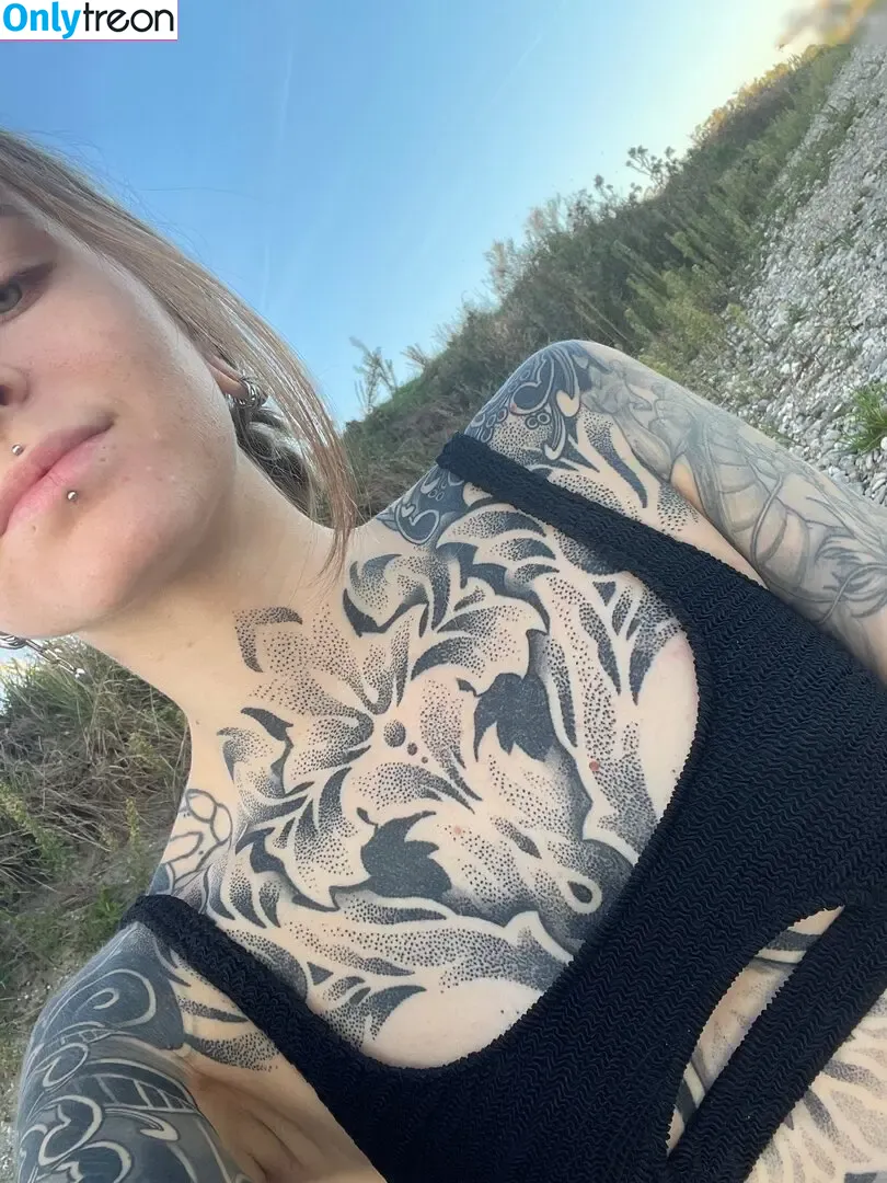 jasixgray nude photo #0033 (jasixgray)