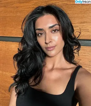 Jaskiran Kaur / jaskirann_ nude photo #0009