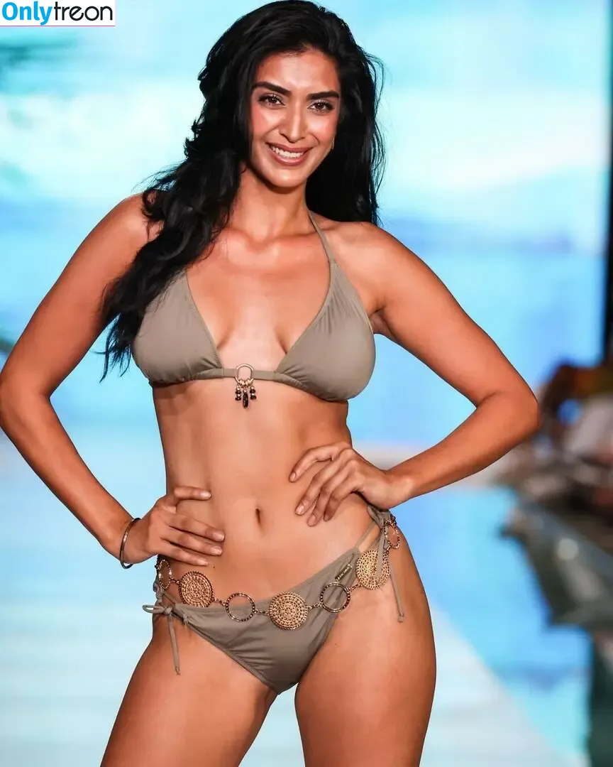 Jaskiran Kaur nude photo #0012 (jaskirann_)