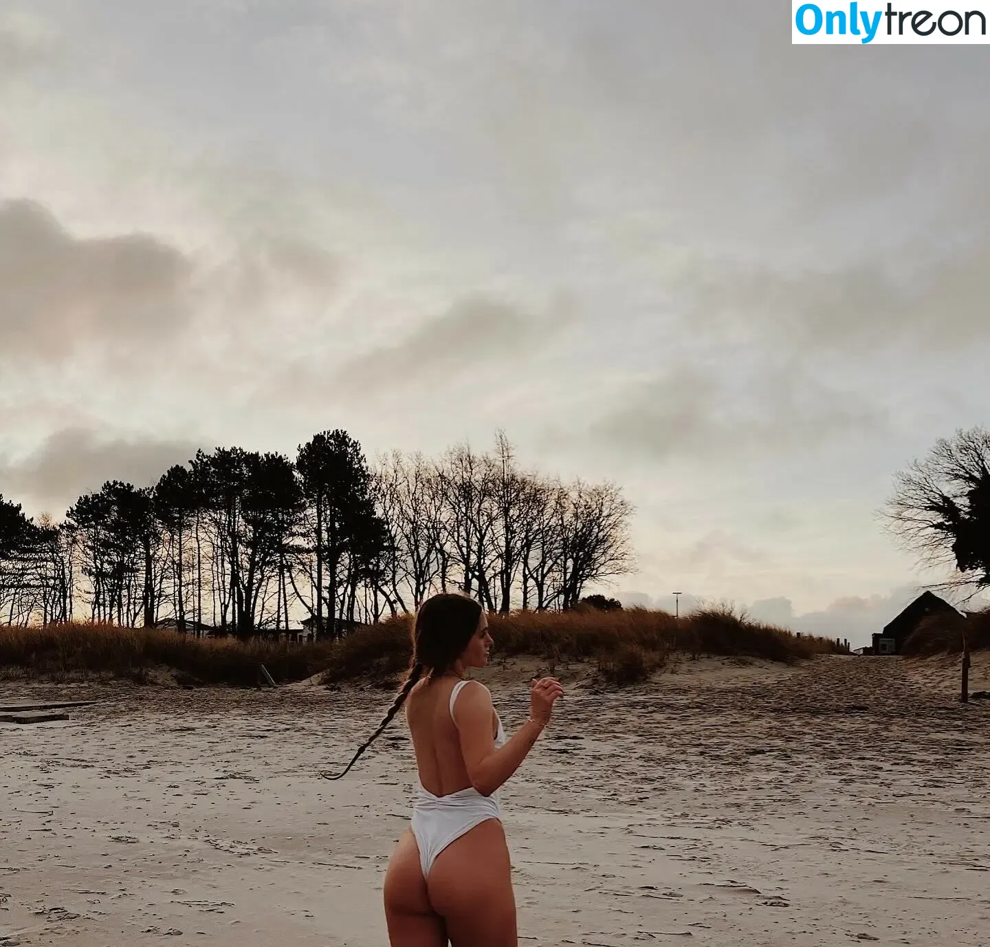 Jasmin Eller nude photo #0100 (jasmin.eller)