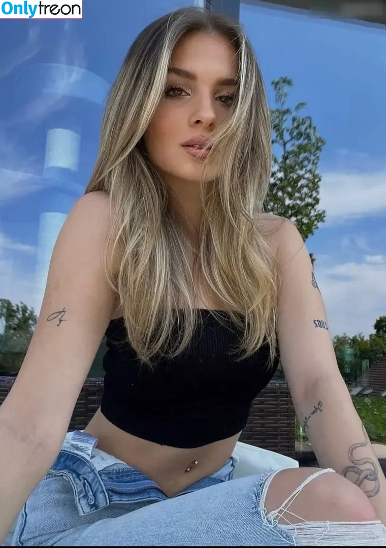 Jasmin Endres голая photo #0007 (jasmindres)