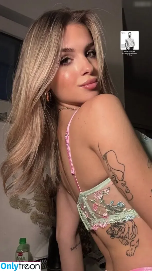 Jasmin Endres nude photo #0328 (jasmindres)