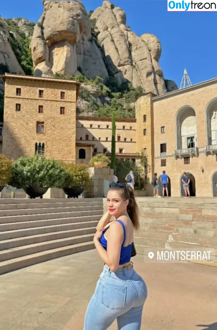 jasmin.reyeshn nude photo #0119 (jasmin.reyeshn)