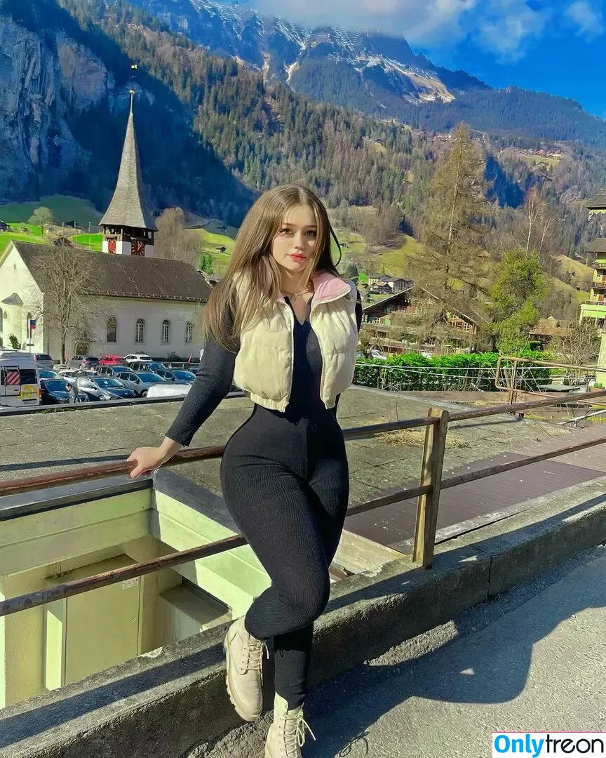 jasmin.reyeshn nude photo #0124 (jasmin.reyeshn)