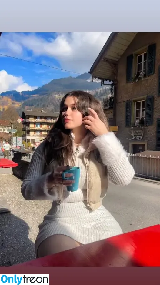 jasmin.reyeshn nude photo #0139 (jasmin.reyeshn)