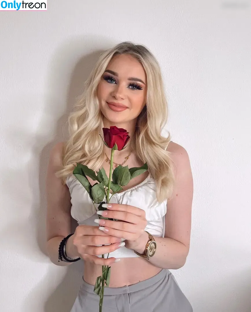 Jasmin Schneider голая photo #0002 (jasi_xx3)
