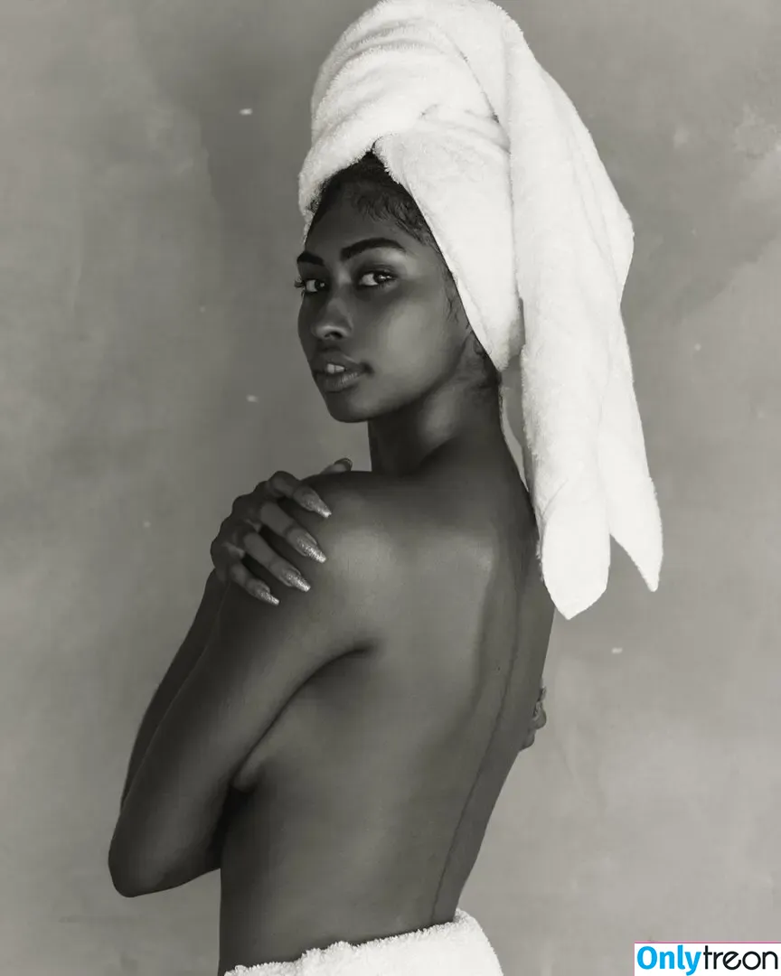 Jasmine Chola | Jasmine Blandford nude photo #0013 (jasmine.chola)