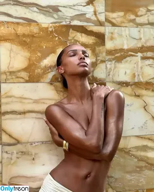 Jasmine Tookes / jastookes nude photo #0009