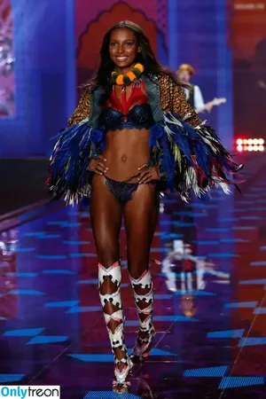 Jasmine Tookes / jastookes nude photo #0100