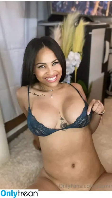 Jasminee_b голая photo #0013 (Jasminee_b)