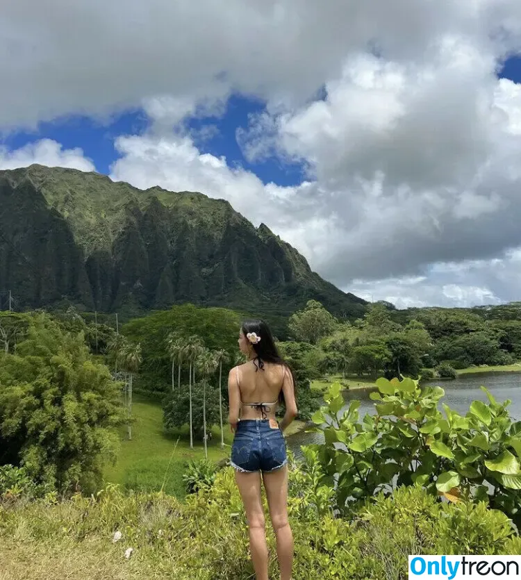 Jasminenguyener nude photo #0003 (Jasminenguyener)