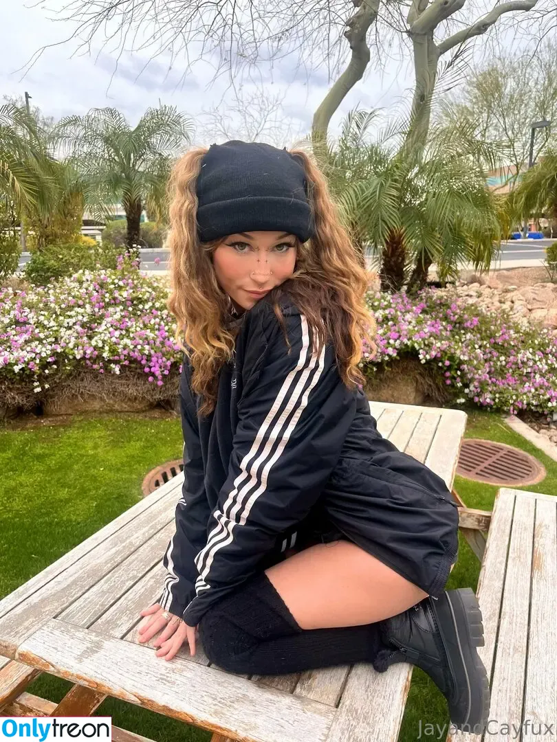 jayandcayfux голая photo #0014 (jay.andcay)