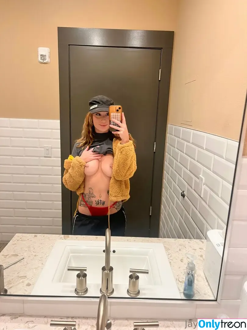 jayandcayfux nude photo #0028 (jay.andcay)