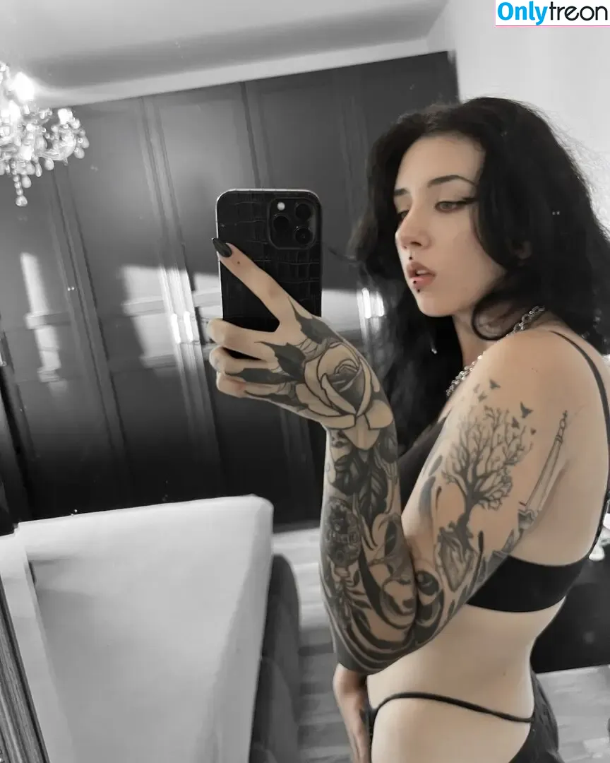jaykuntergrau nude photo #0002 (jay kuntergrau)