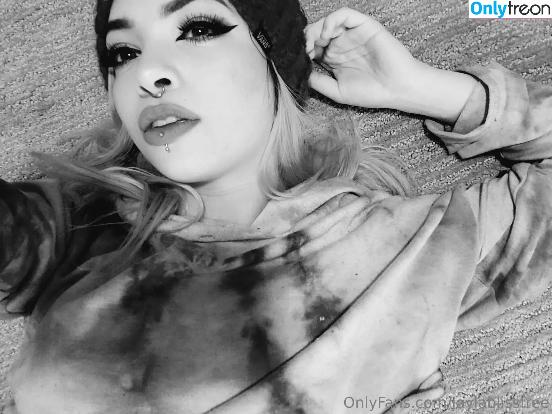 jaylablissfree nude photo #0077 (_leylalara_)