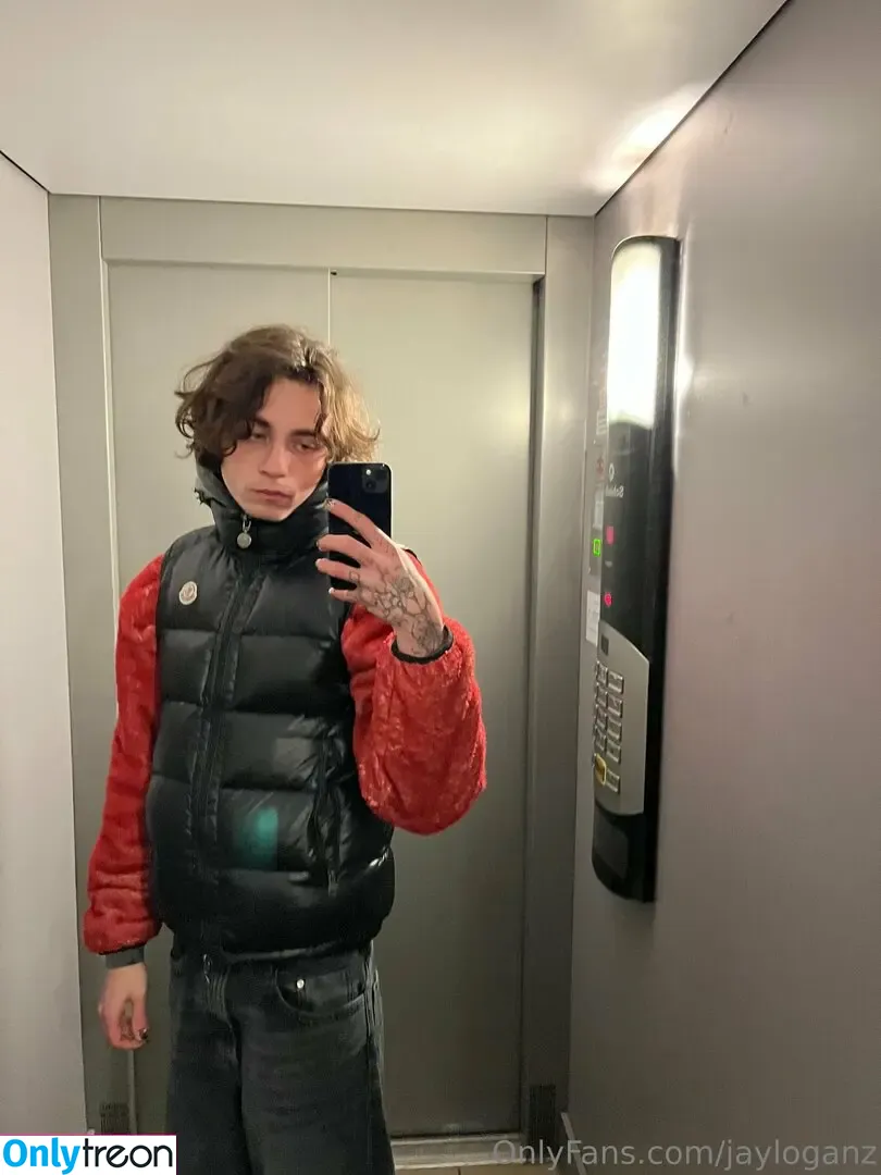jayloganz голая photo #0023 (jaylagonz)
