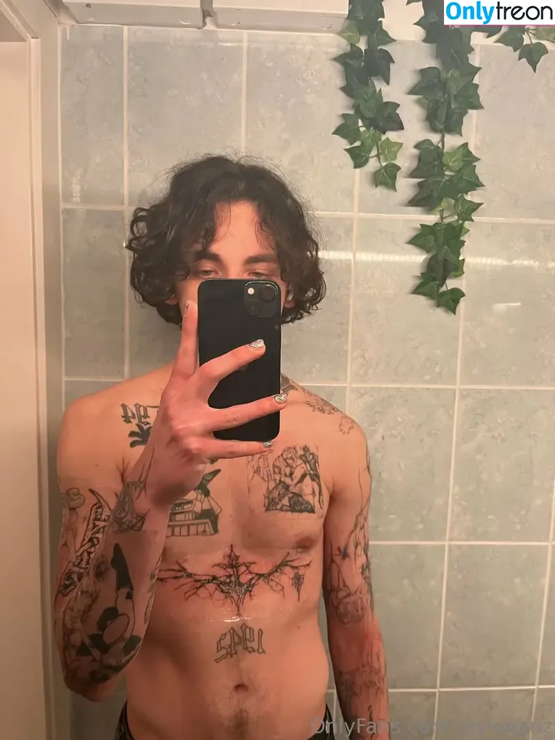 jayloganz nude photo #0025 (jaylagonz)