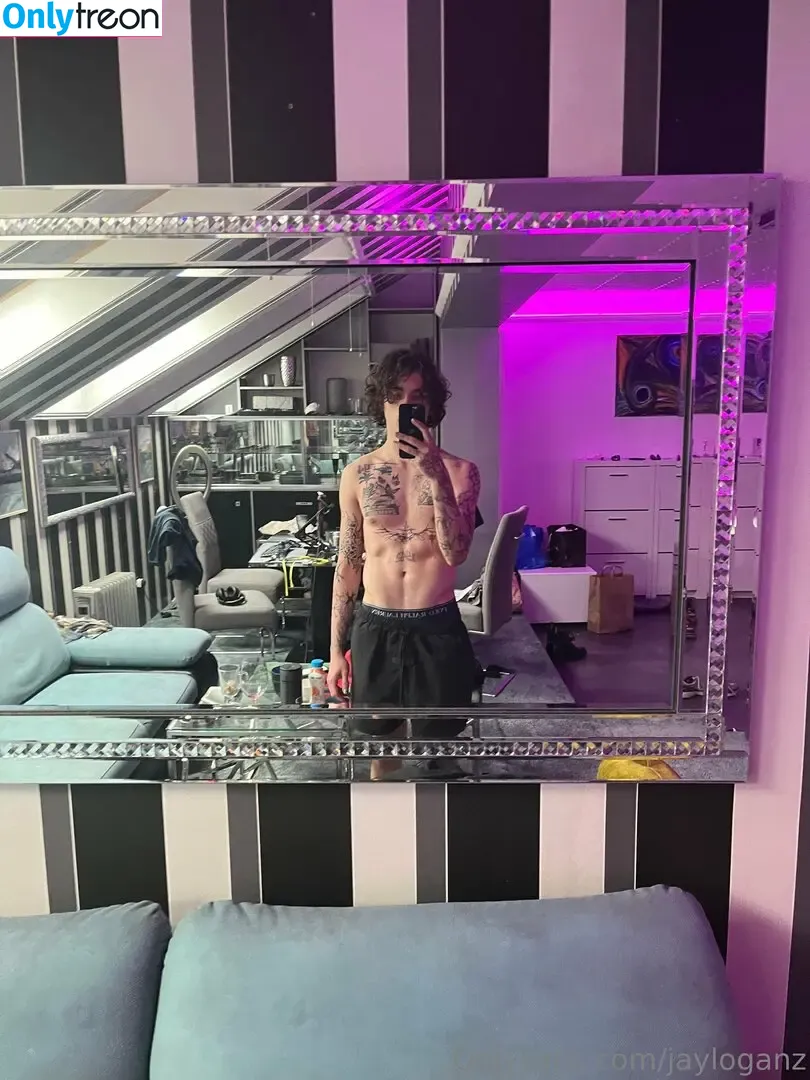 jayloganz nude photo #0037 (jaylagonz)