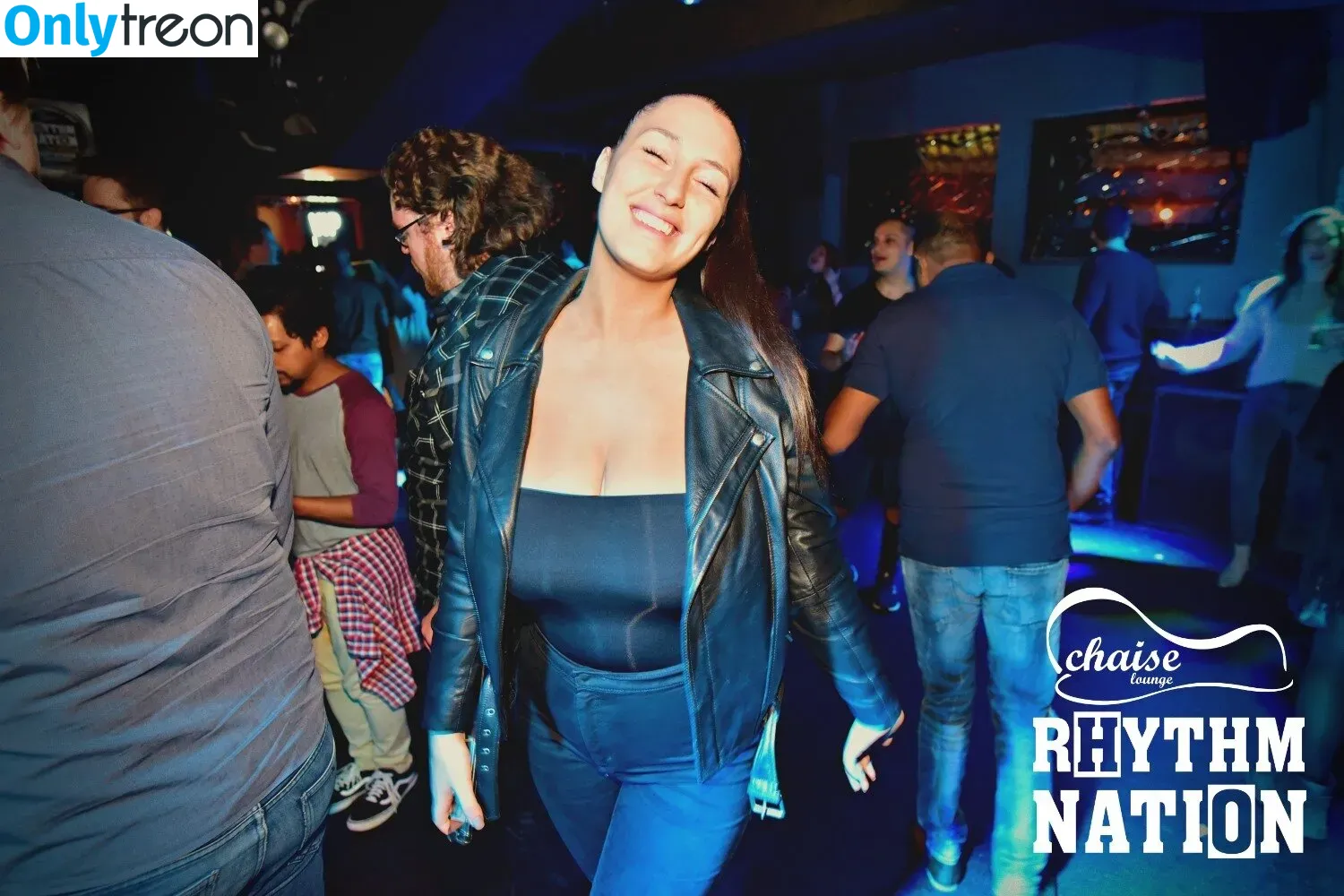 Jayme Lee голая photo #0171 (jaimeleecomedy / jjjaymelee)