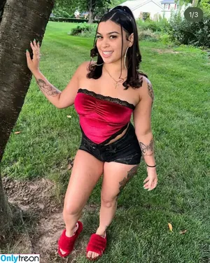jayssmamii / madalyndaa nude photo #0001