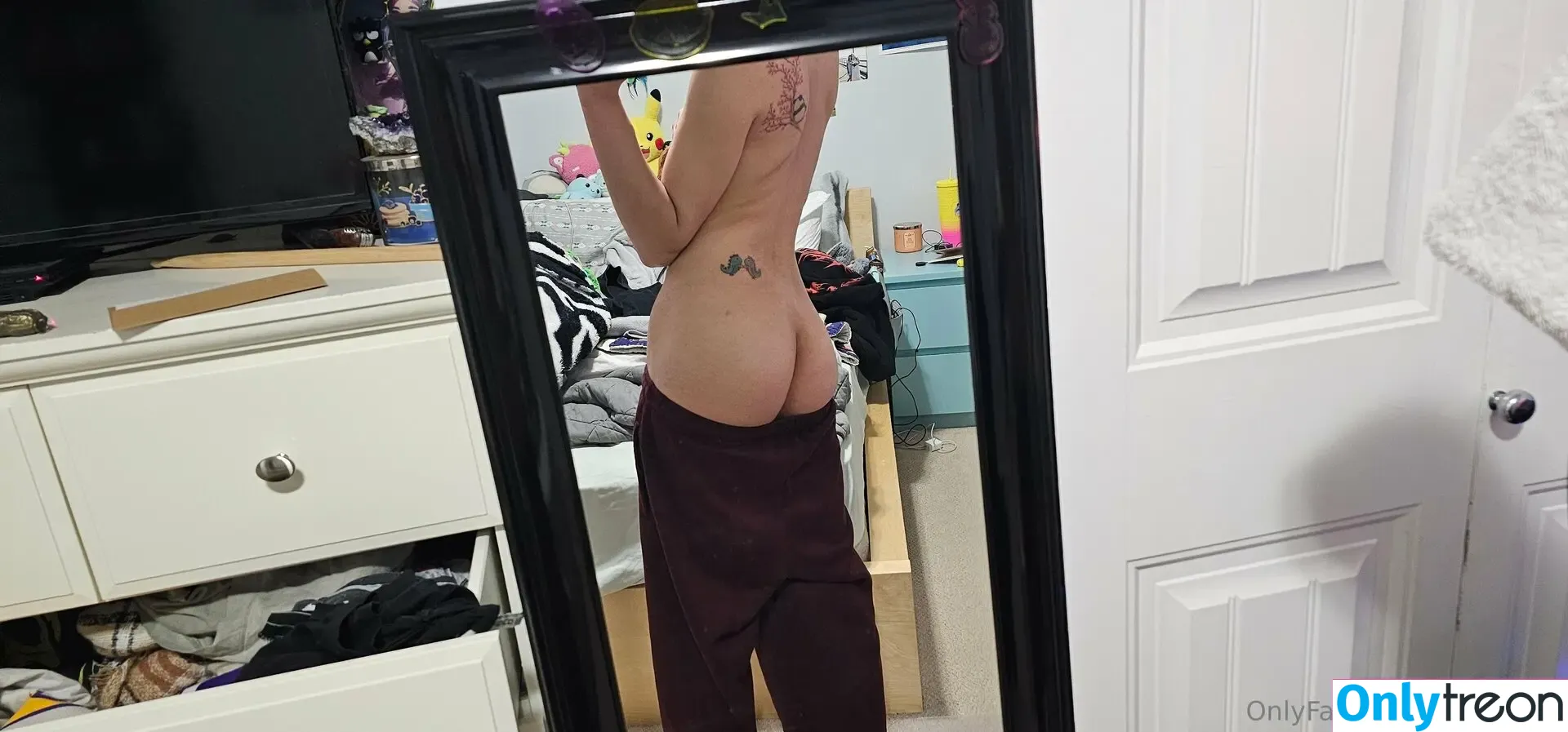 jayyvonly голая photo #0003 (jayyvonly)
