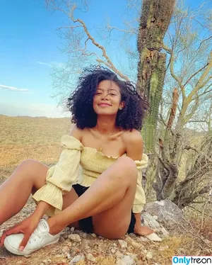 Jaz Sinclair / jas_sinclair / jaz_sinclair nude photo #0003