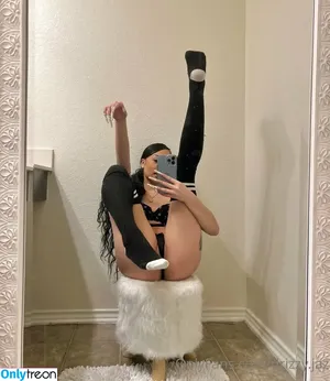  nude photo #0009
