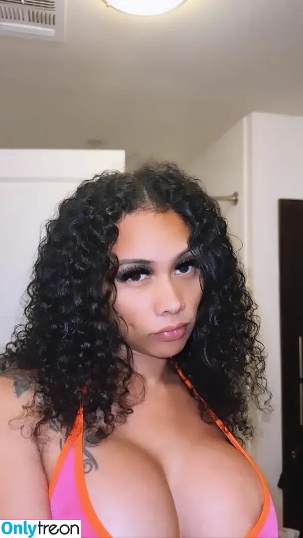 jazzymotheissuee nude photo #0009 (JAZZYMOtheISSUE / jasminheaney)