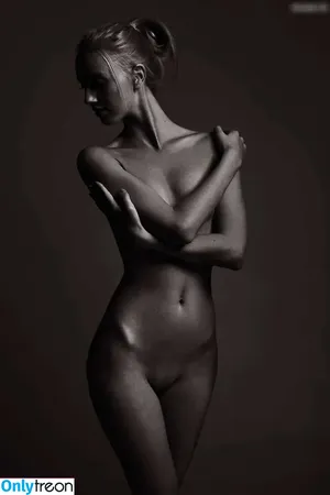 Jeanette Larsen / jeanettelarsenn nude photo #0016
