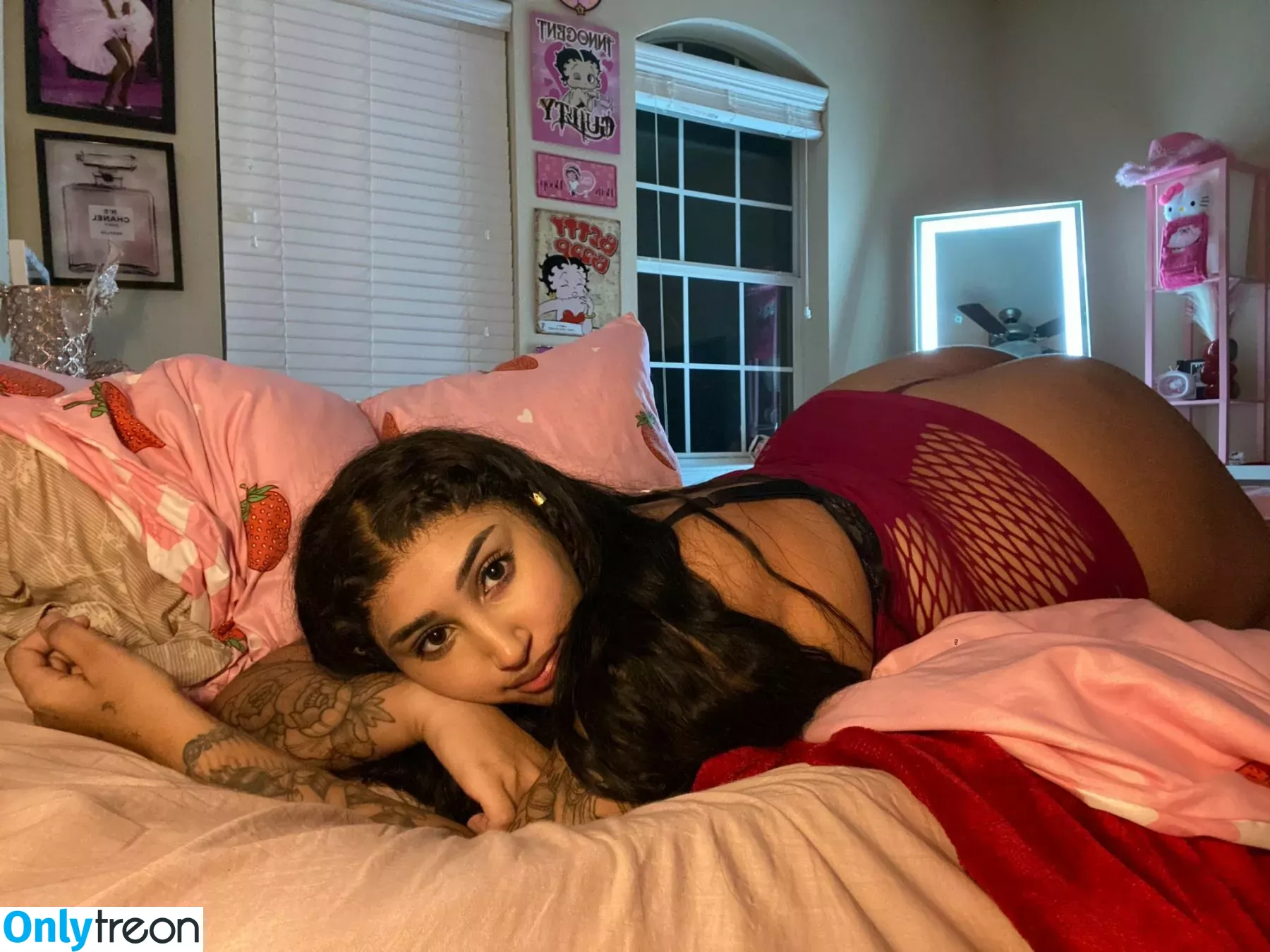 Jeanetteprakash голая photo #0071 (Jennthepimp)